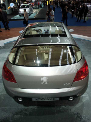 design extrieur de la Peugeot 407 Elixir